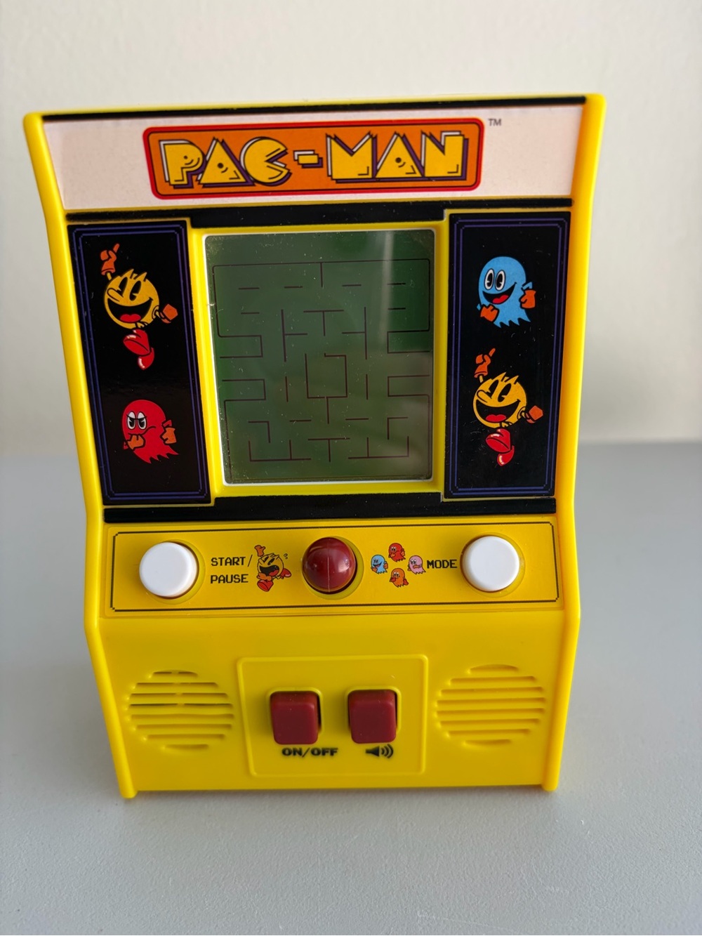 Pac-Man Mini Arcade Game Basic Fun 09521 Retro Handheld Electronic Tested